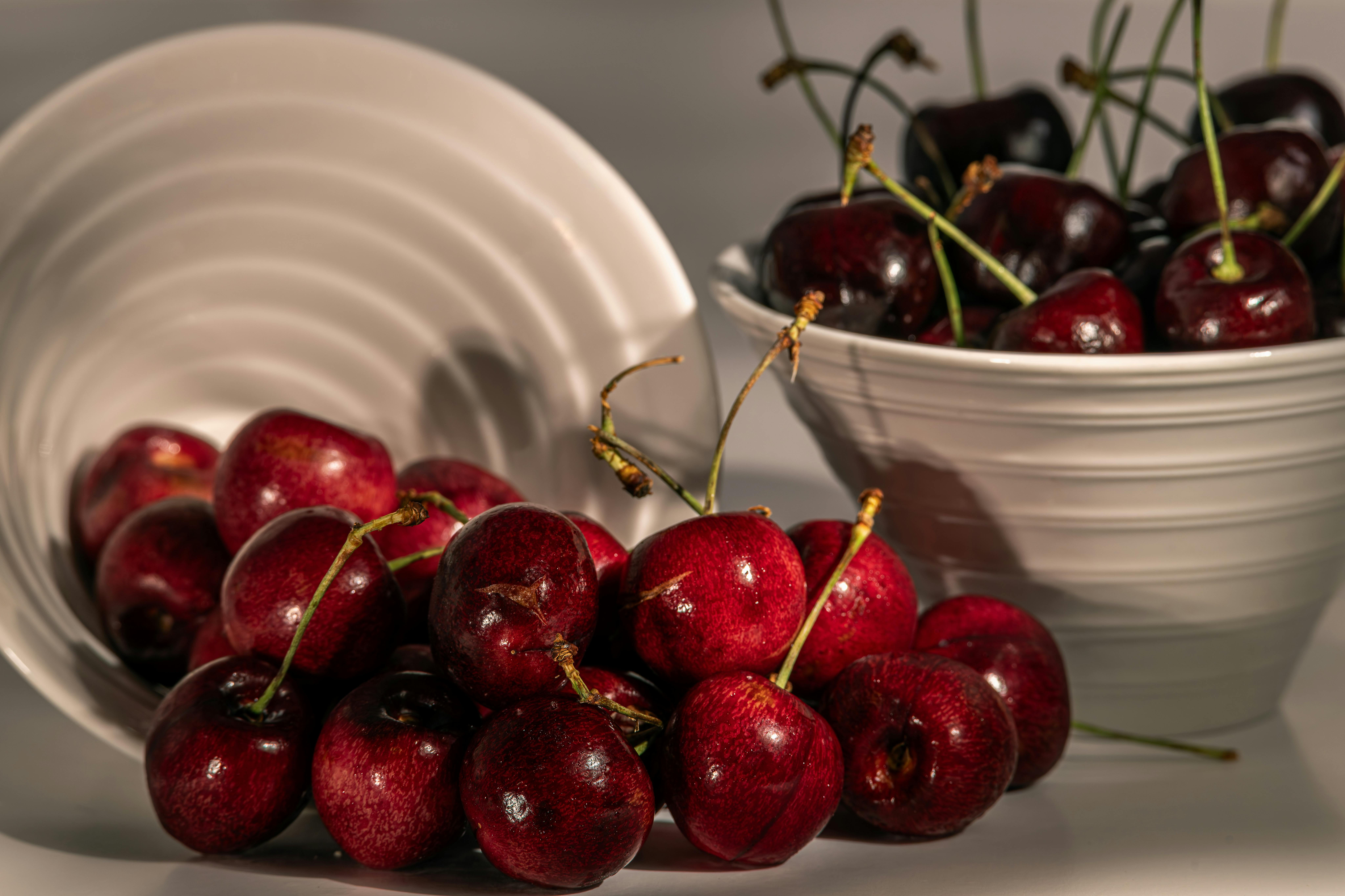Fresh Cherries at the Farmers Market: Your Guide to the Shortest Season of Summer